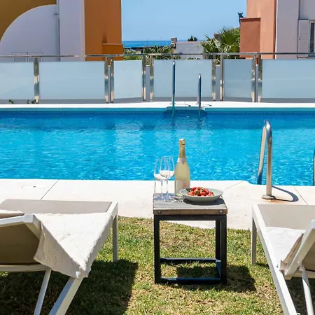 Modern Newbuild Townhouse With Quality Furniture Holiday home Fuengirola